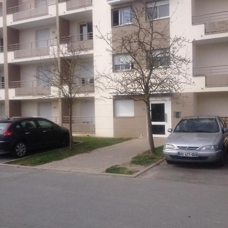 Les Jardins La Charbonniere Apartamento Montévrain Exterior foto